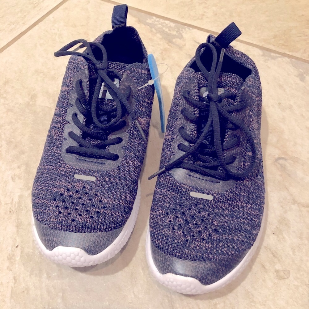 🦄Cruz Knit Performance Sneaker- Navy/Heather🦄 - Picture 3 of 6